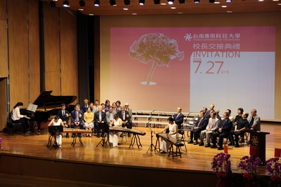 音樂系開場演出—臥虎藏龍